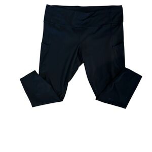 lululemon plus size athletica Black crop Leggings with Side Pockets